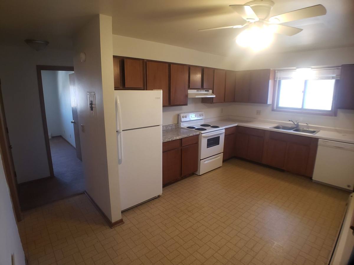 Apartment for rent at 1208 3rd Ave NE, Owatonna, MN 55060