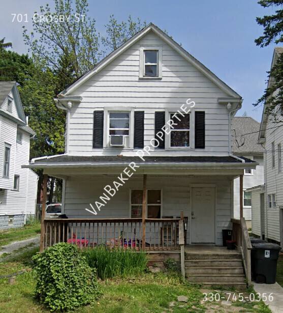 House for rent at 701 Crosby St, Akron, OH 44302