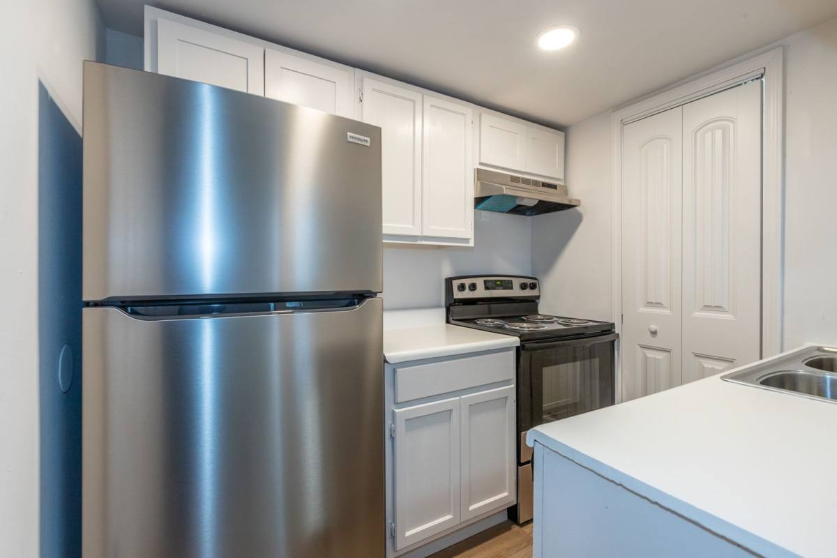 Townhouse for rent at 10951 E 23rd St, Tulsa, OK 74129