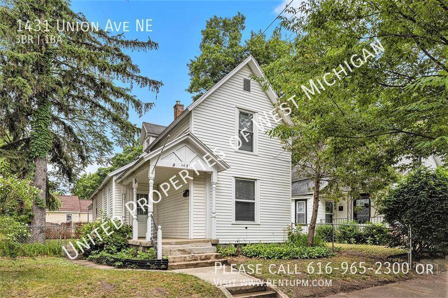 Apartment for rent at 1431 Union Ave NE, Grand Rapids, MI 49505