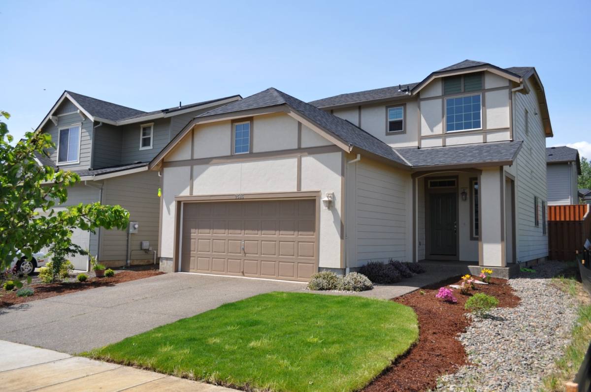 House for rent at 2586 Beehollow Lane NW, Albany, OR 97321