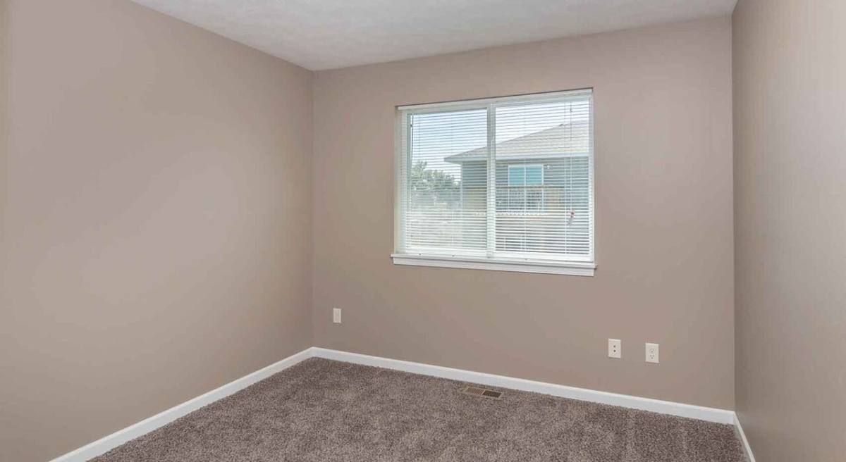 Townhouse for rent at 409 W Opal, Hartford, SD 57033