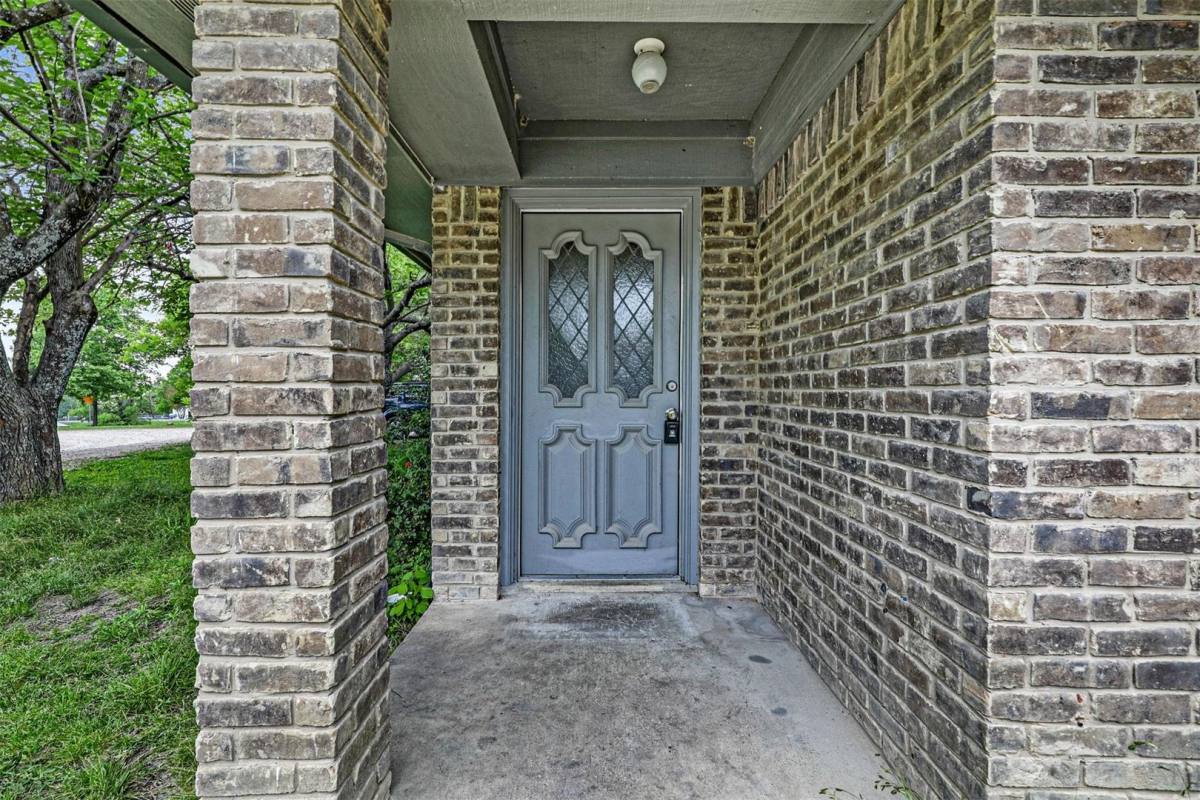 Apartment for rent at 211 E Pritchard, Blue Ridge, TX 75424