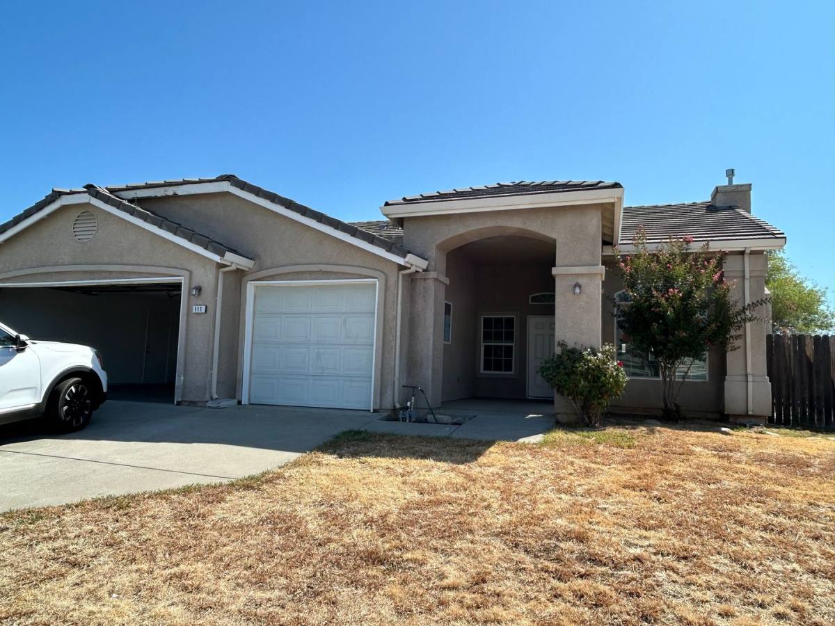 House for rent at 111 Buck Run Dr, Oroville, CA 95966