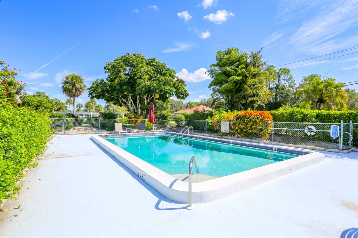 Condo for rent at 221 Cypress Way E, Naples, FL 34110