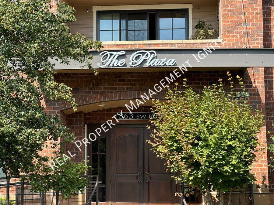 Condo for rent at 363 SW Bluff Dr #209, Bend, OR 97702