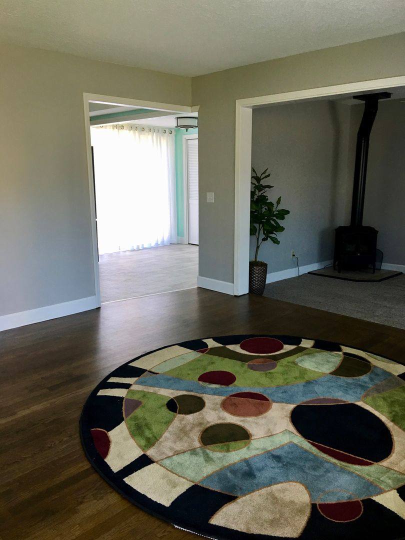 House for rent at 1544 5th St, Astoria, OR 97103