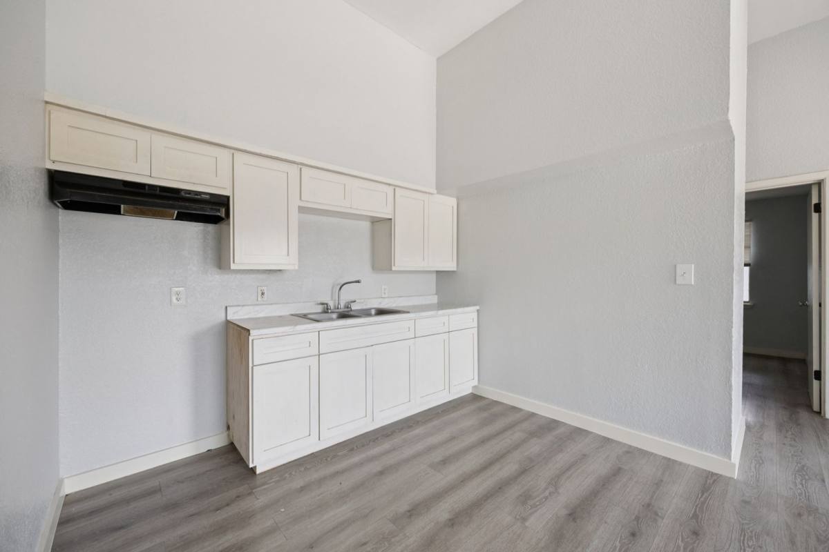 Apartment for rent at 1007 W Saint Charles St, Brownsville, TX 78520