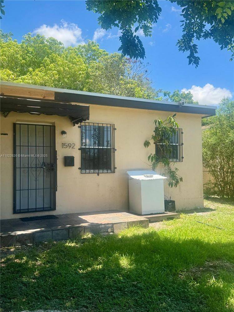 Apartment for rent at 1590 NW 56th St #1592, Miami, FL 33142