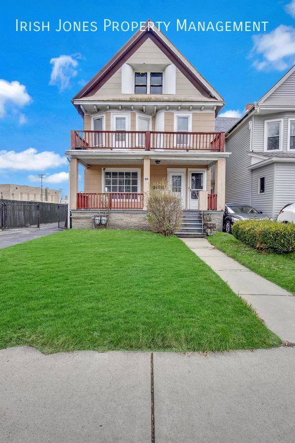 Apartment for rent at 189 Cazenovia St #1, Buffalo, NY 14210