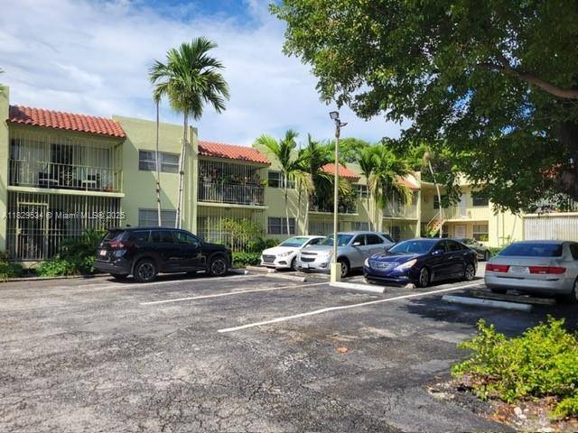 Apartment for rent at 520 NE 38th St #10-10, Miami, FL 33137