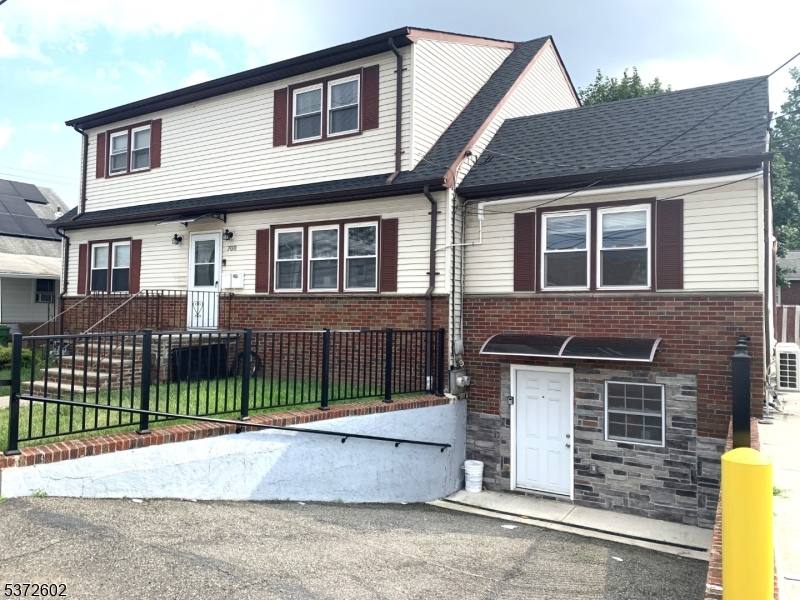 Apartment for rent at 700 Louis Ave #700, Avenel, NJ 07001