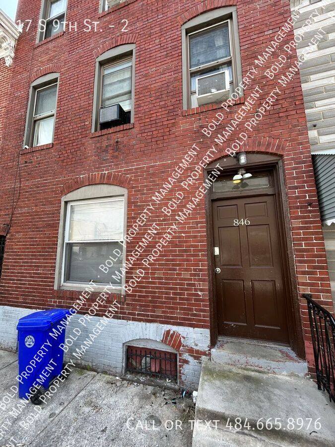 Apartment for rent at 17 S 9th St #2, Reading, PA 19602