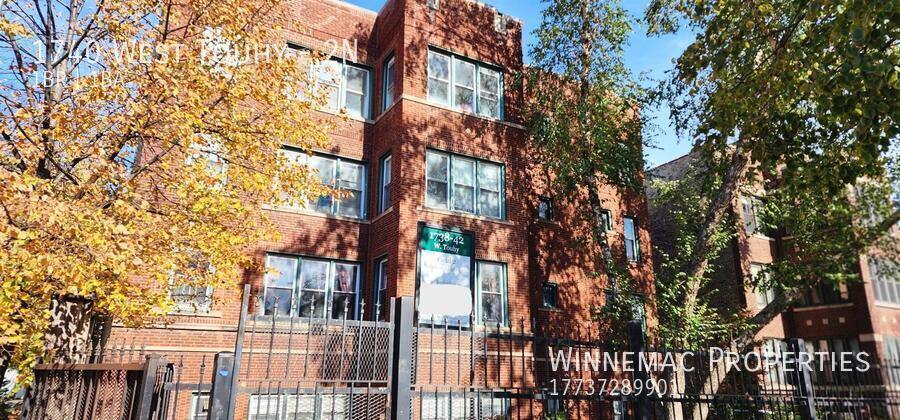 Apartment for rent at 1740 W Touhy #2N, Chicago, IL 60626