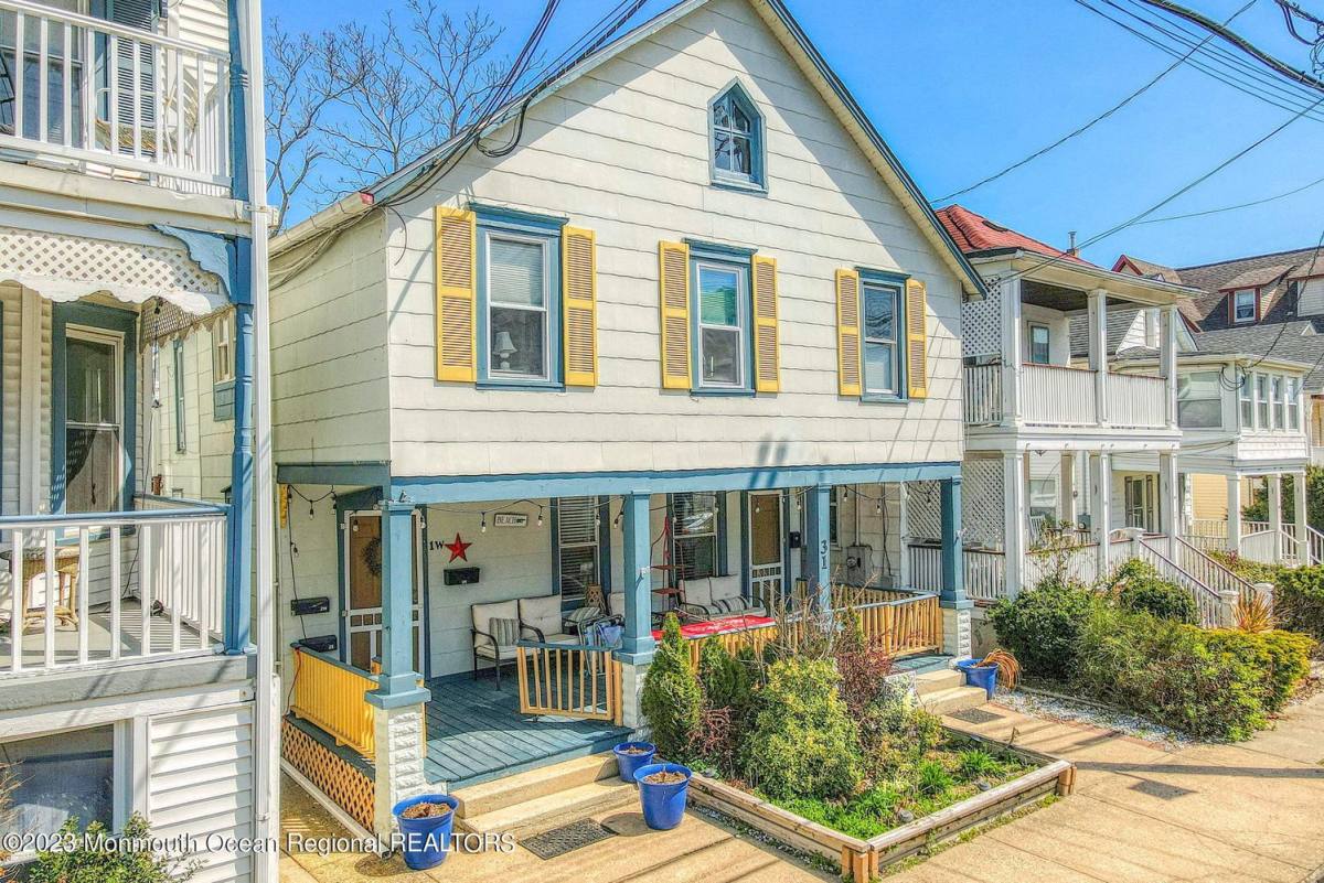 Apartment for rent at 31 Atlantic Ave #1W Winter-1w Winter, Allenhurst, NJ 07711