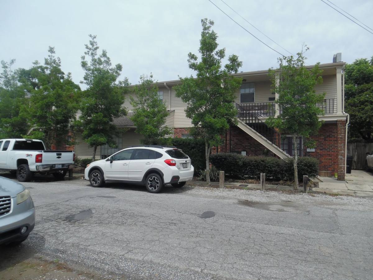 Apartment for rent at 5334 A & B Constance St, New Orleans, LA 70115