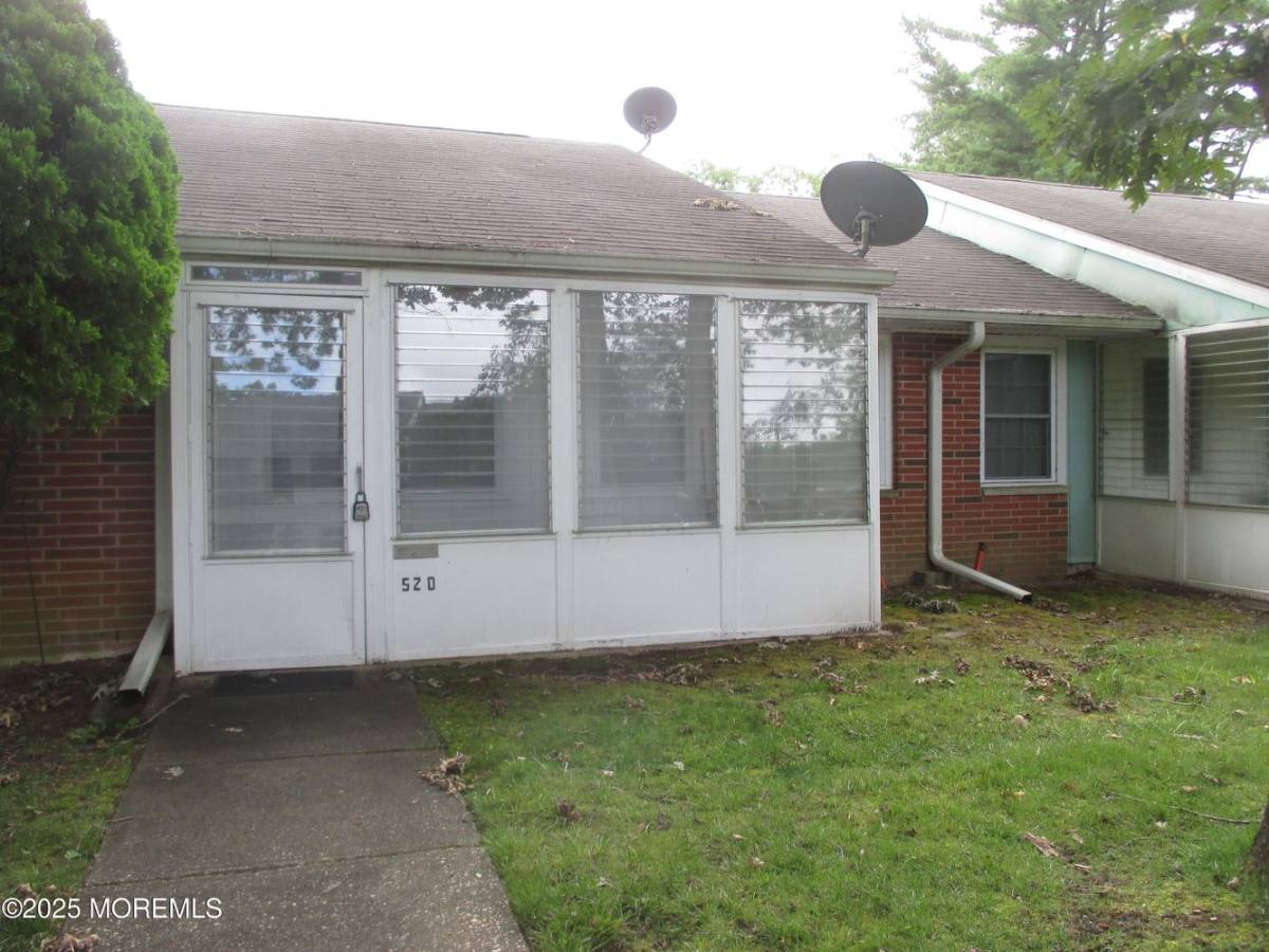 Apartment for rent at 52 D Cambridge Court #52, Brick, NJ 08723