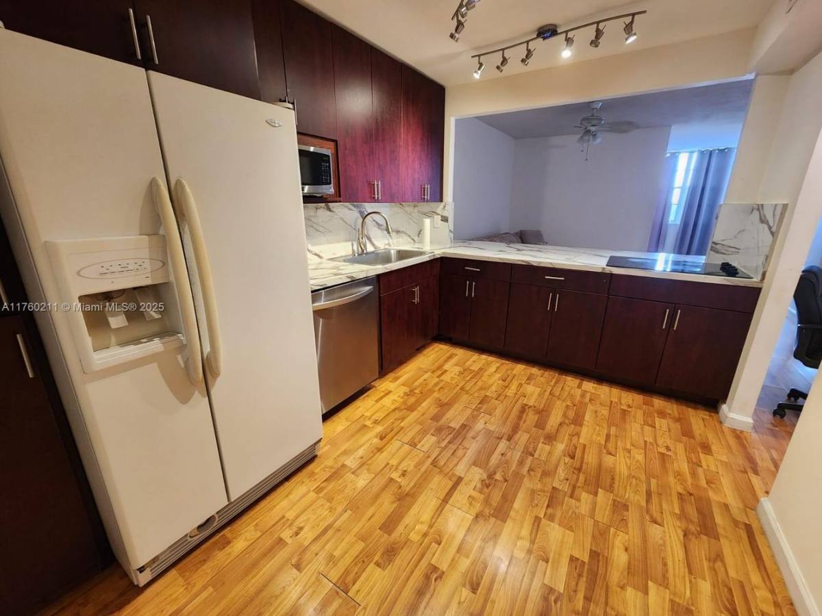 Apartment for rent at 1351 NE Miami Gardens Dr #501E, Miami, FL 33179