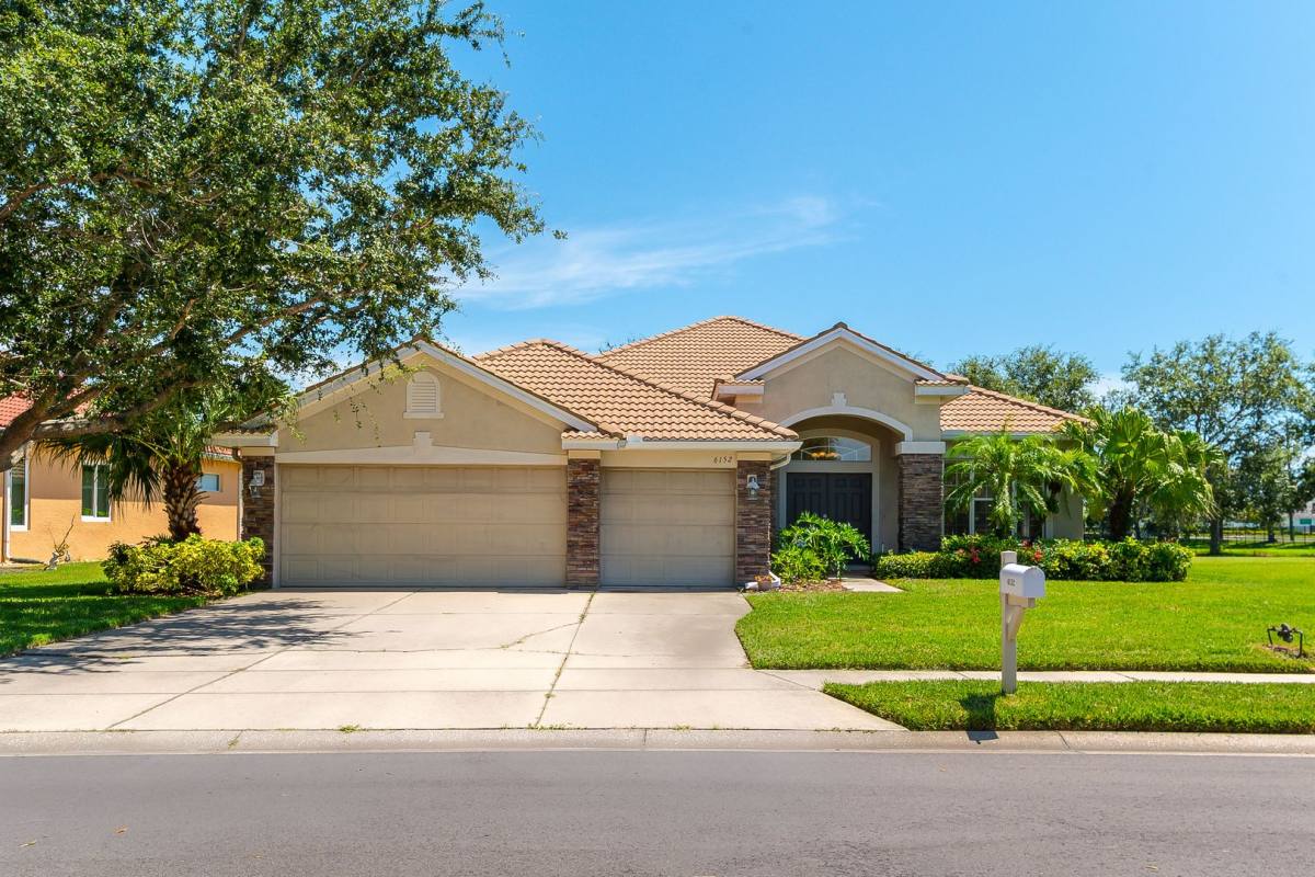 House for rent at 6152 46th St E, Bradenton, FL 34203