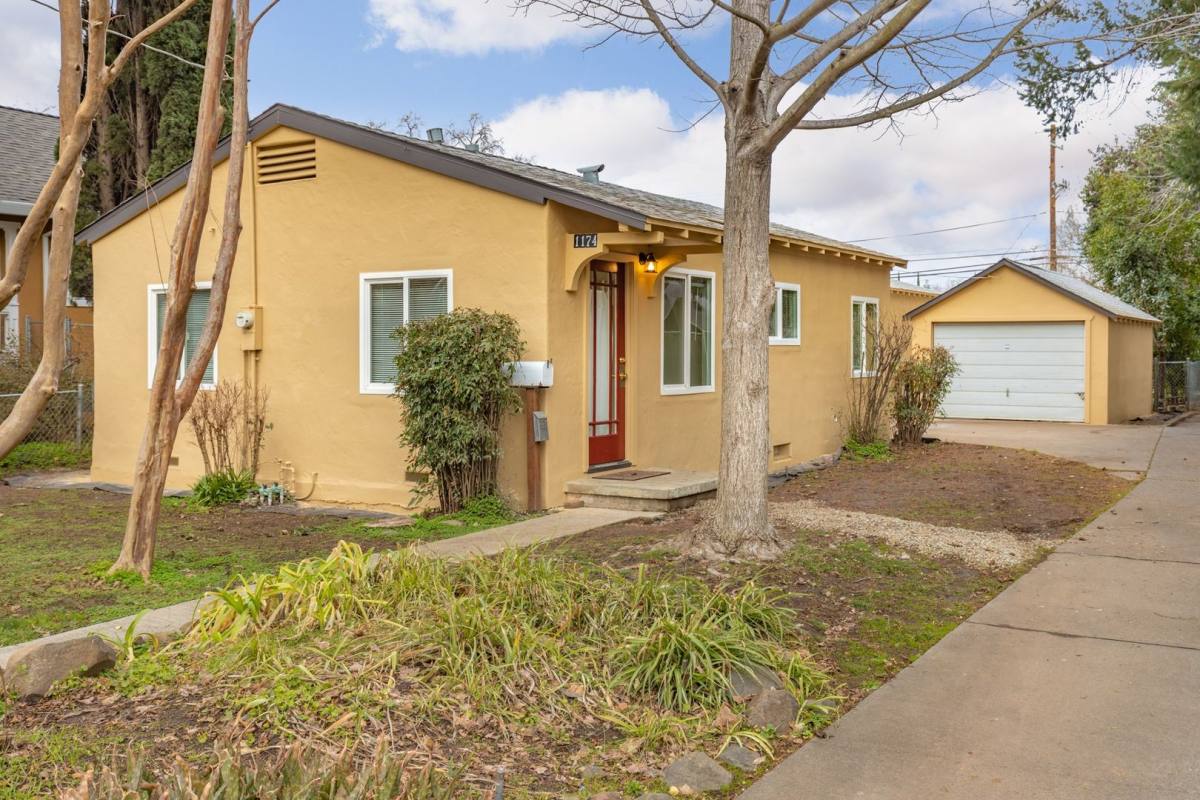 House for rent at 1174 Palm Ave, Chico, CA 95926