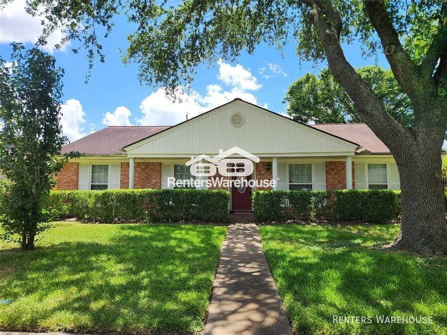 House for rent at 8407 Sharpcrest St, Houston, TX 77036