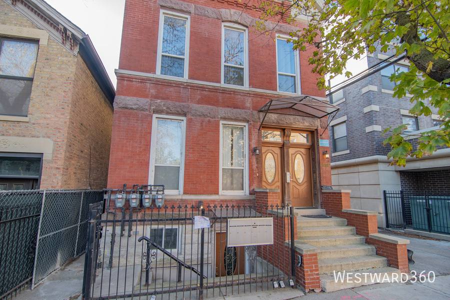 Apartment for rent at 1546 N Mohawk #1, Chicago, IL 60610