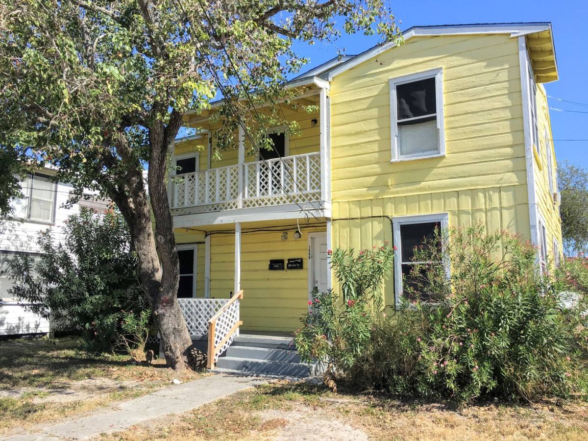 House for rent at 1646 18th St, Corpus Christi, TX 78404