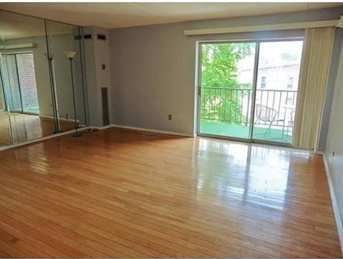 Condo for rent at 52 Broadlawn Park #401, Chestnut Hill, MA 02467