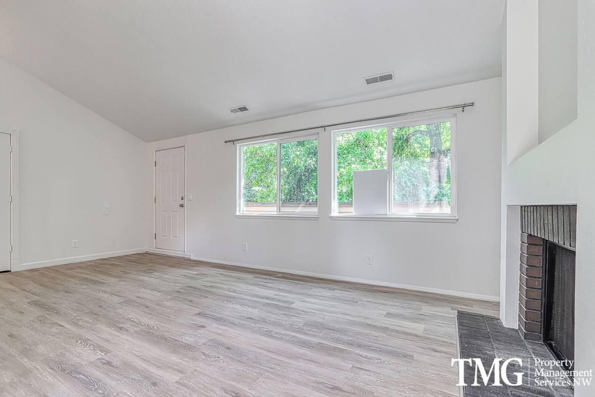 Condo for rent at 1621 NE 113th St, Vancouver, WA 98686