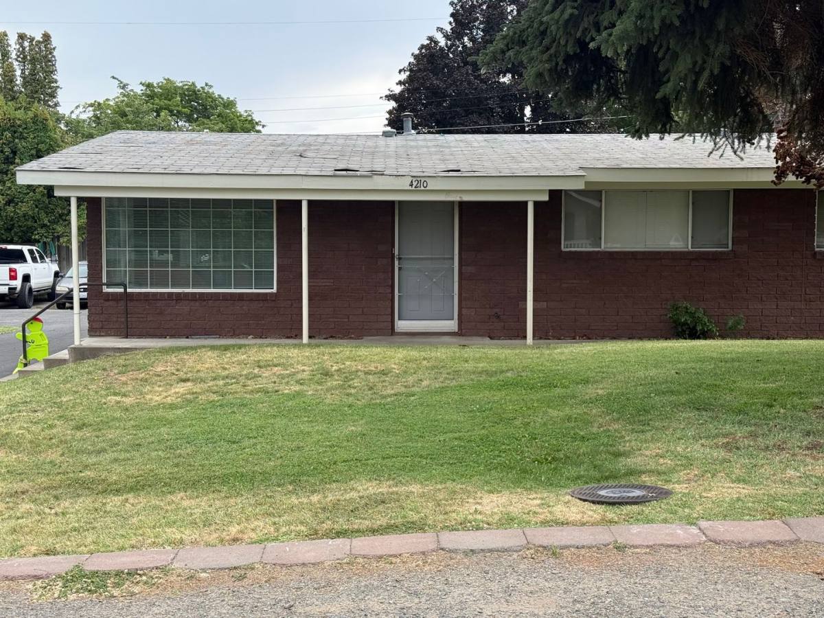 Apartment for rent at 4210 W Chestnut Ave, Yakima, WA 98908