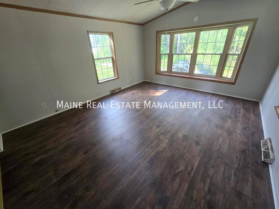 Apartment for rent at 171 Riverside Dr #B, Eddington, ME 04428