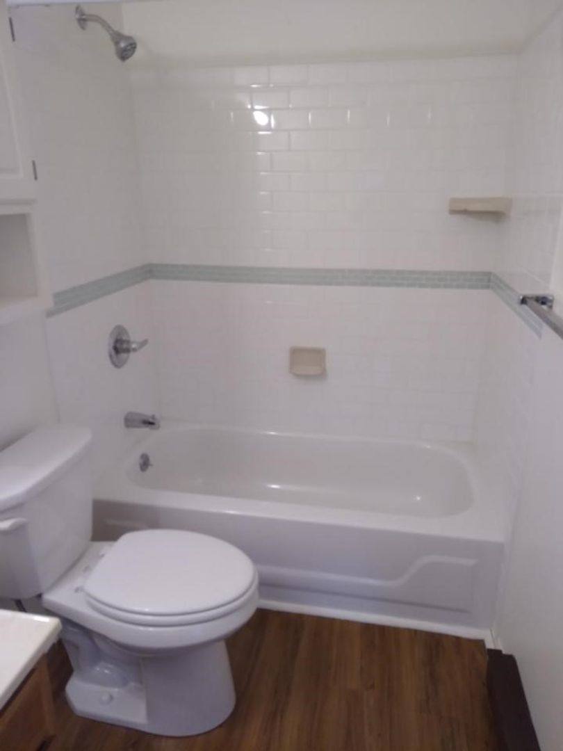 Apartment for rent at 16 N E Ave, Johnstown, NY 12095