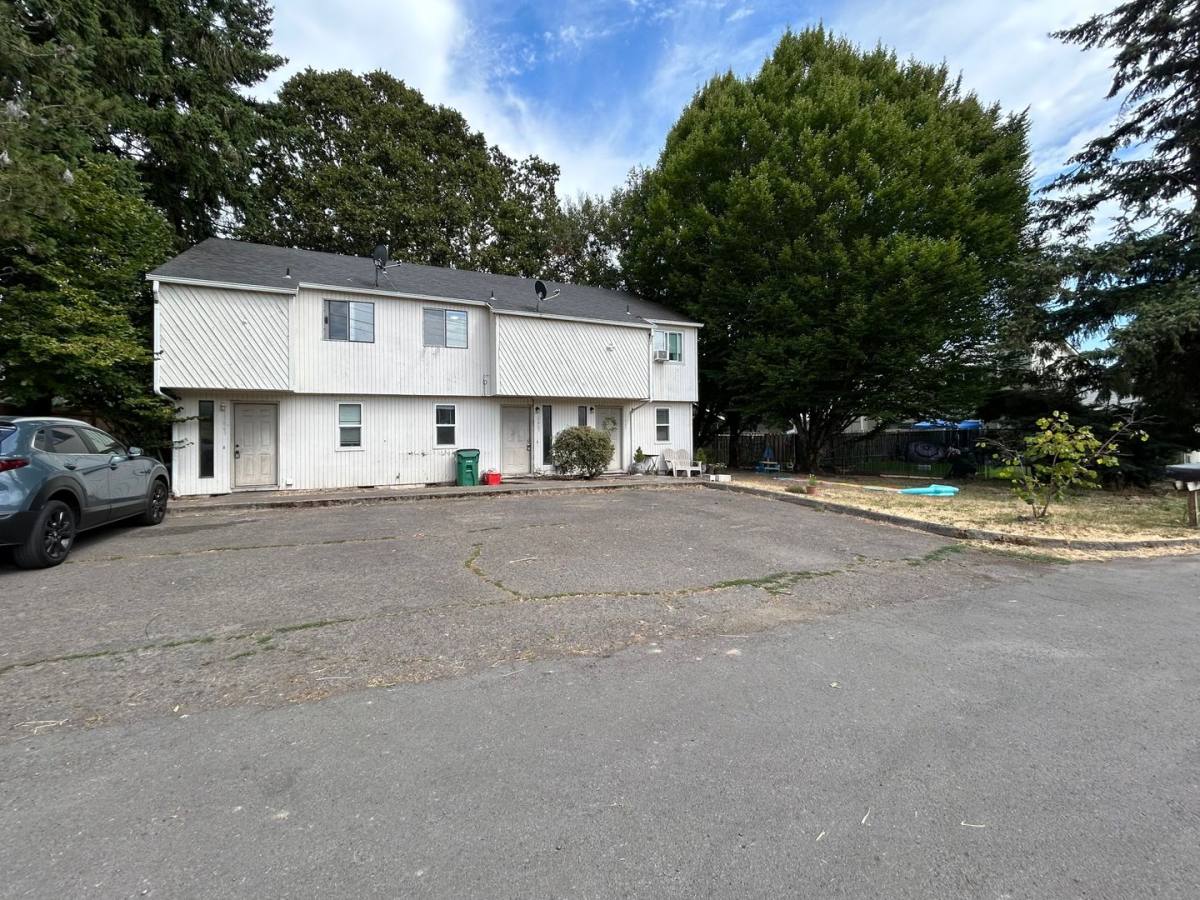 Apartment for rent at 15865-15869 SW Misty Court, Beaverton, OR 97007