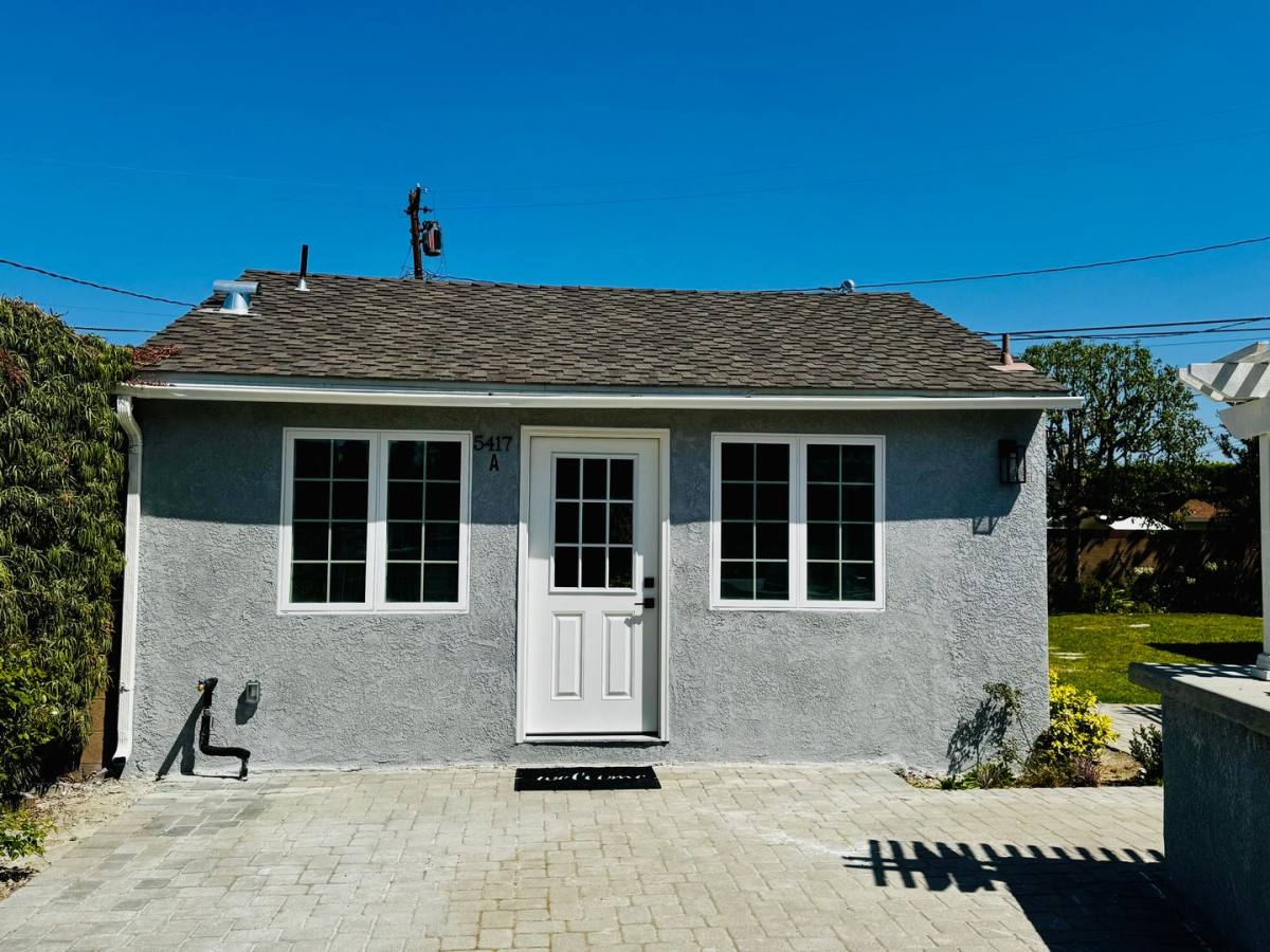 House for rent at 5417 A E, Long Beach, CA 90815