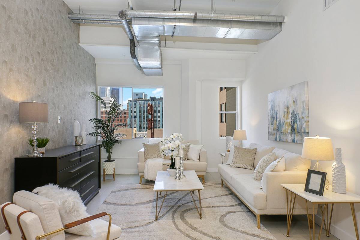 Apartment for rent at 939 S Broadway, Los Angeles, CA 90015