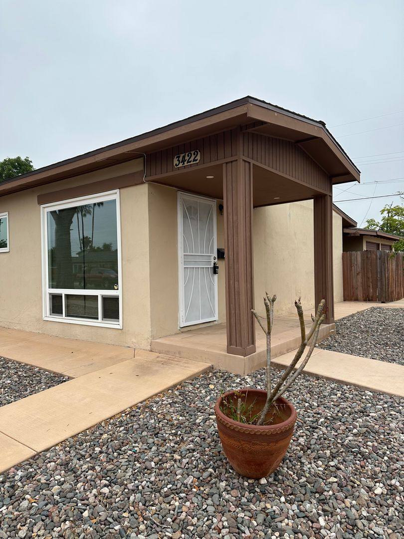 Apartment for rent at 3420-22 Luna Ave, San Diego, CA 92117