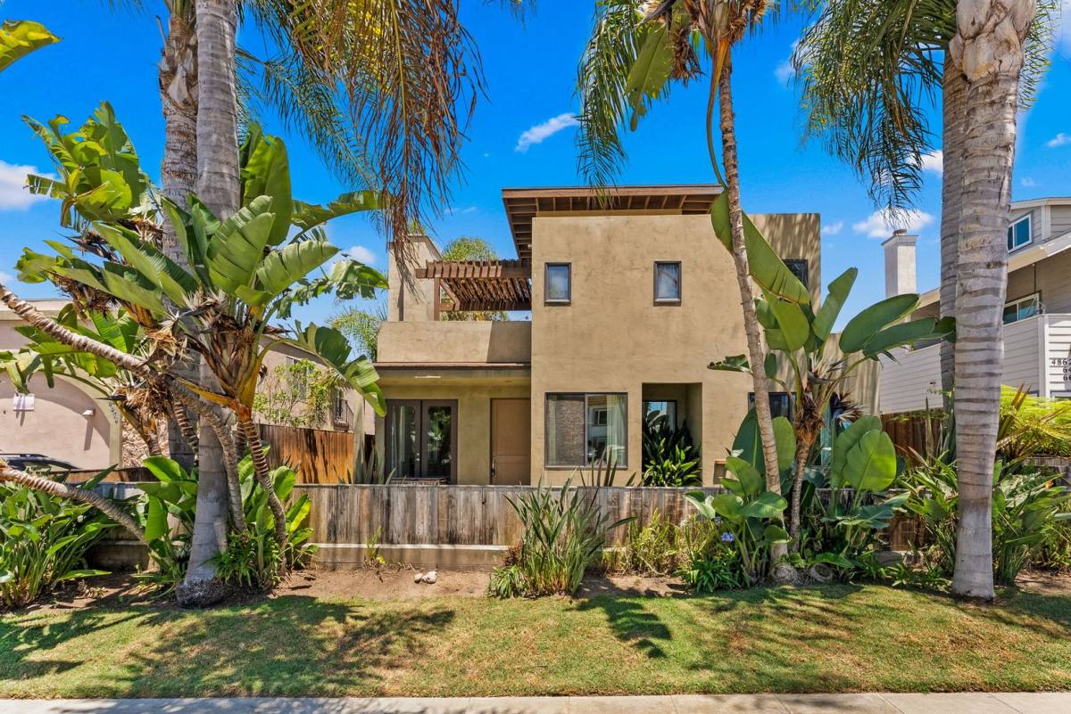 4870 Santa Cruz, San Diego, CA 92107
