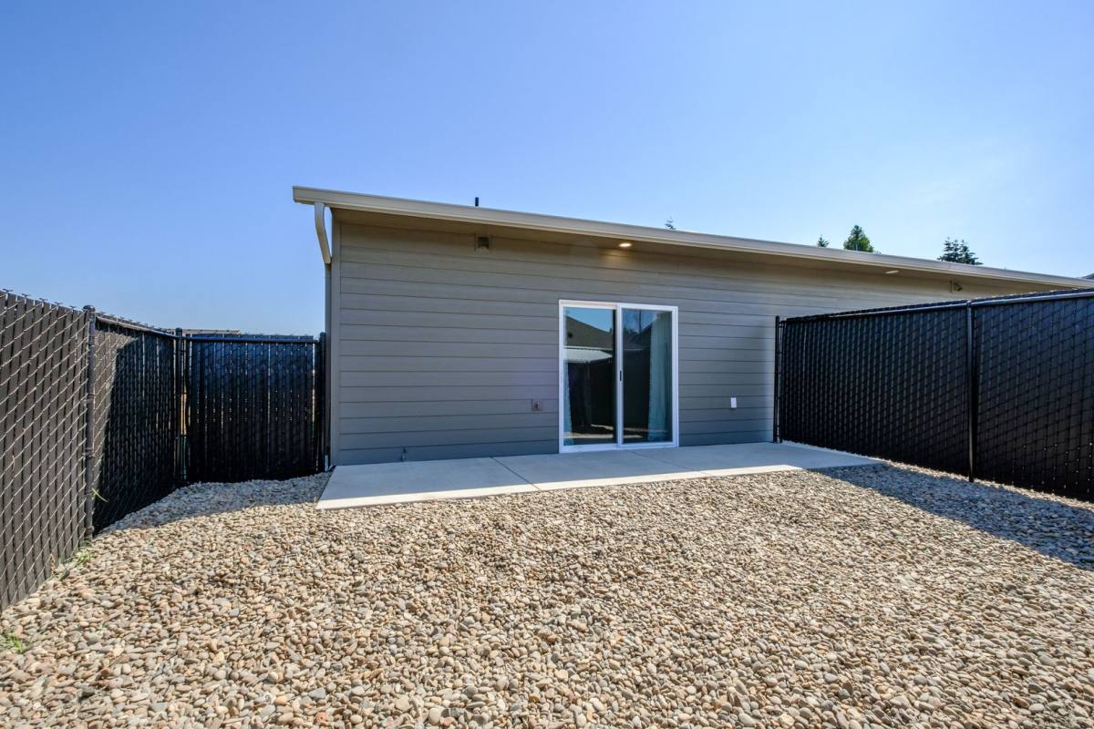 Apartment for rent at 2656 S Main Rd #BUILDING G, Lebanon, OR 97355