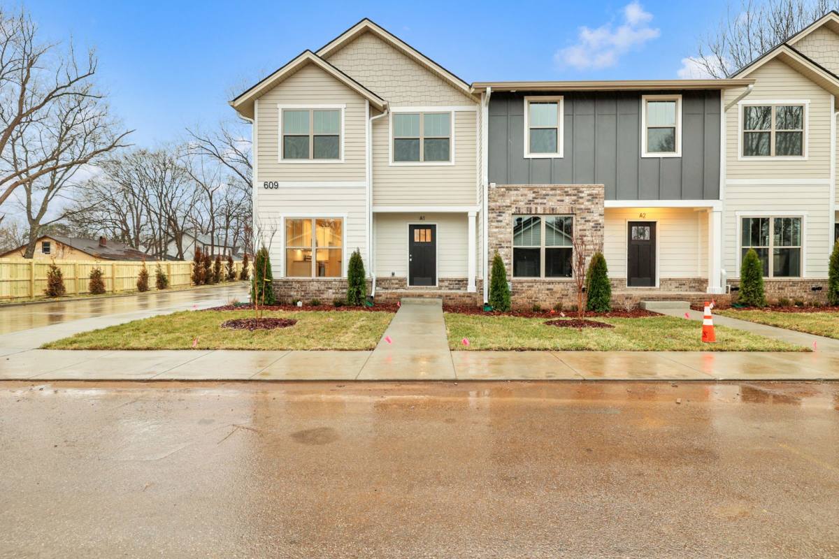 Townhouse for rent at 609 Lee St, Murfreesboro, TN 37130