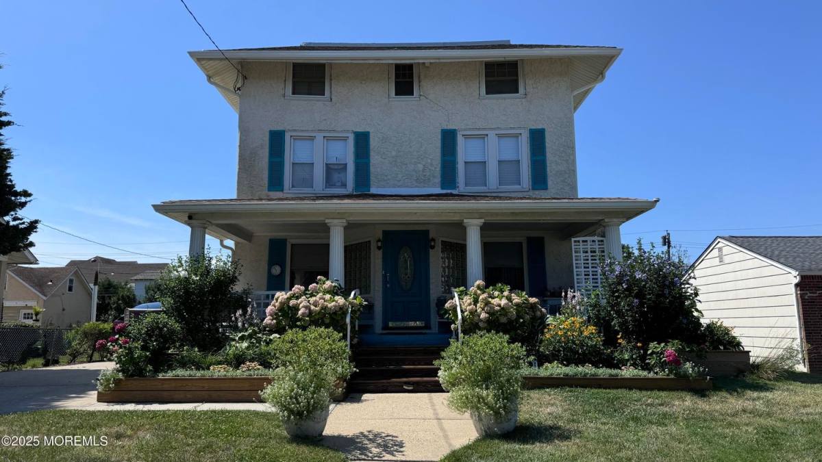 Apartment for rent at 12 Elberon Ave #12, Allenhurst, NJ 07711