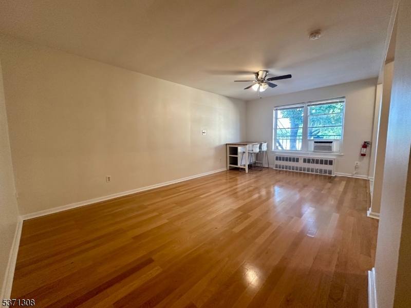 Apartment for rent at 6 Hillside Ave #2H-2H, Belleville, NJ 07109
