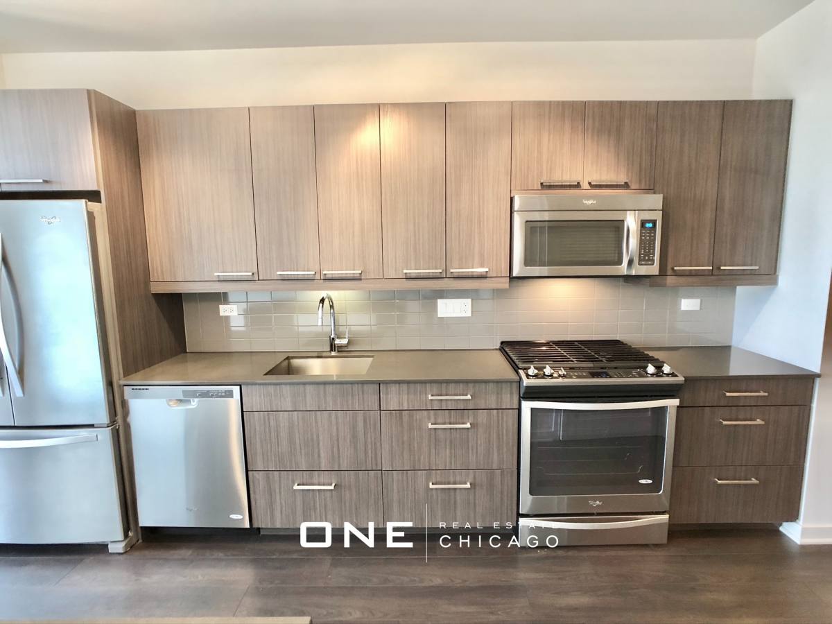 Apartment for rent at 724 W Couch, Chicago, IL 60661