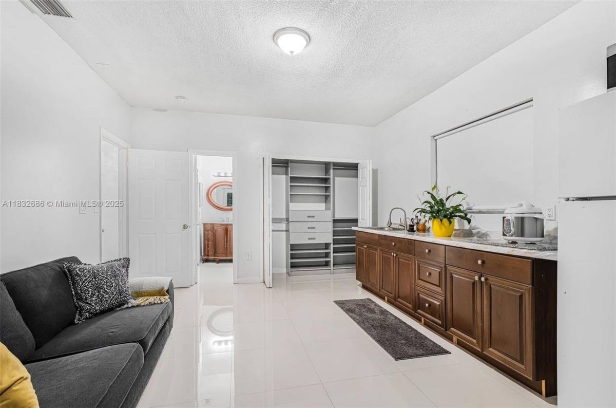 Apartment for rent at 14156 SW 148th Ave #2-2, Miami, FL 33196
