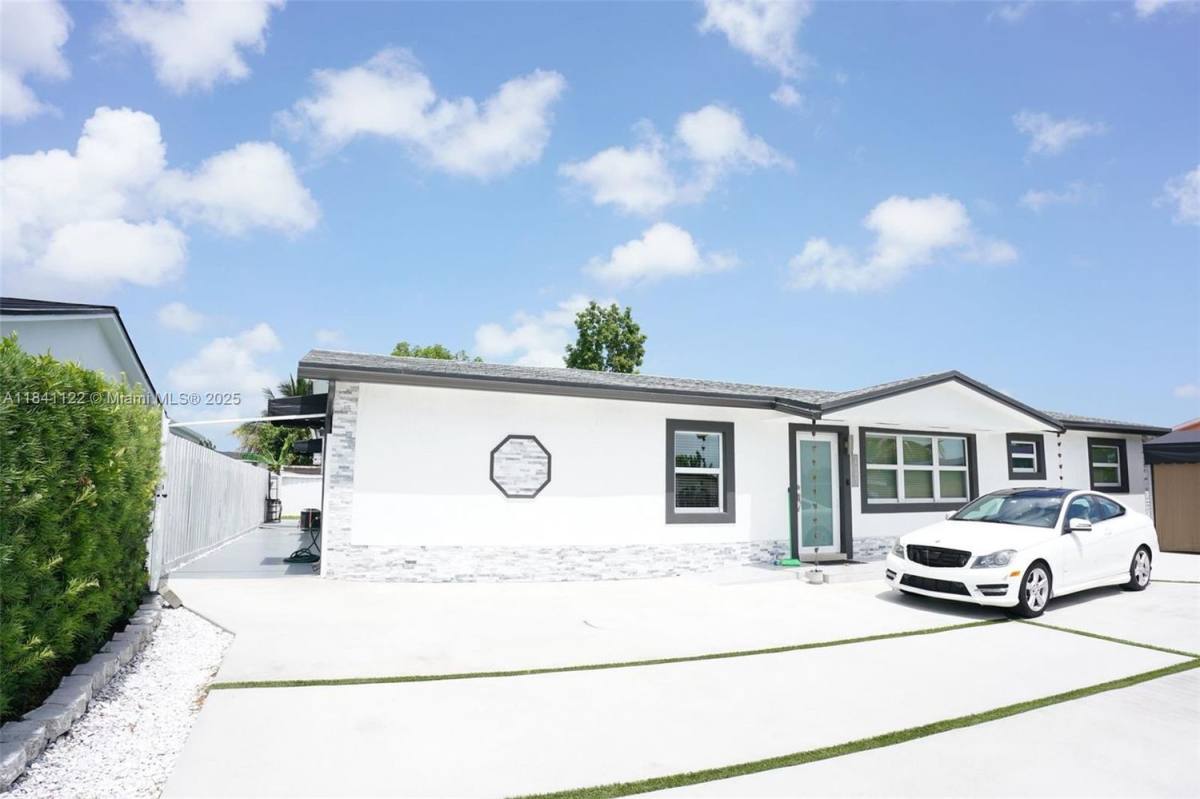 Apartment for rent at 20301 SW 118th Ave #1-1, Miami, FL 33177