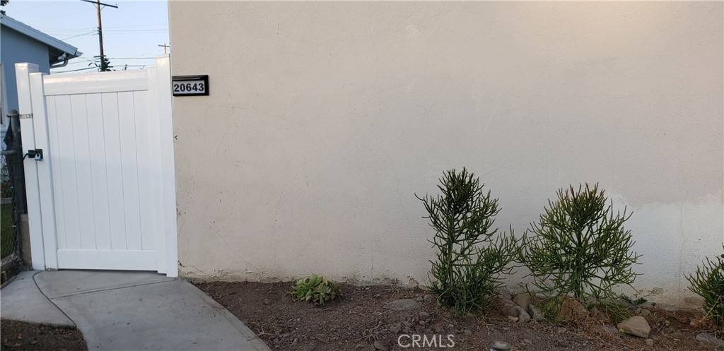 Apartment for rent at 20643 Cohasset St, Winnetka, CA 91306
