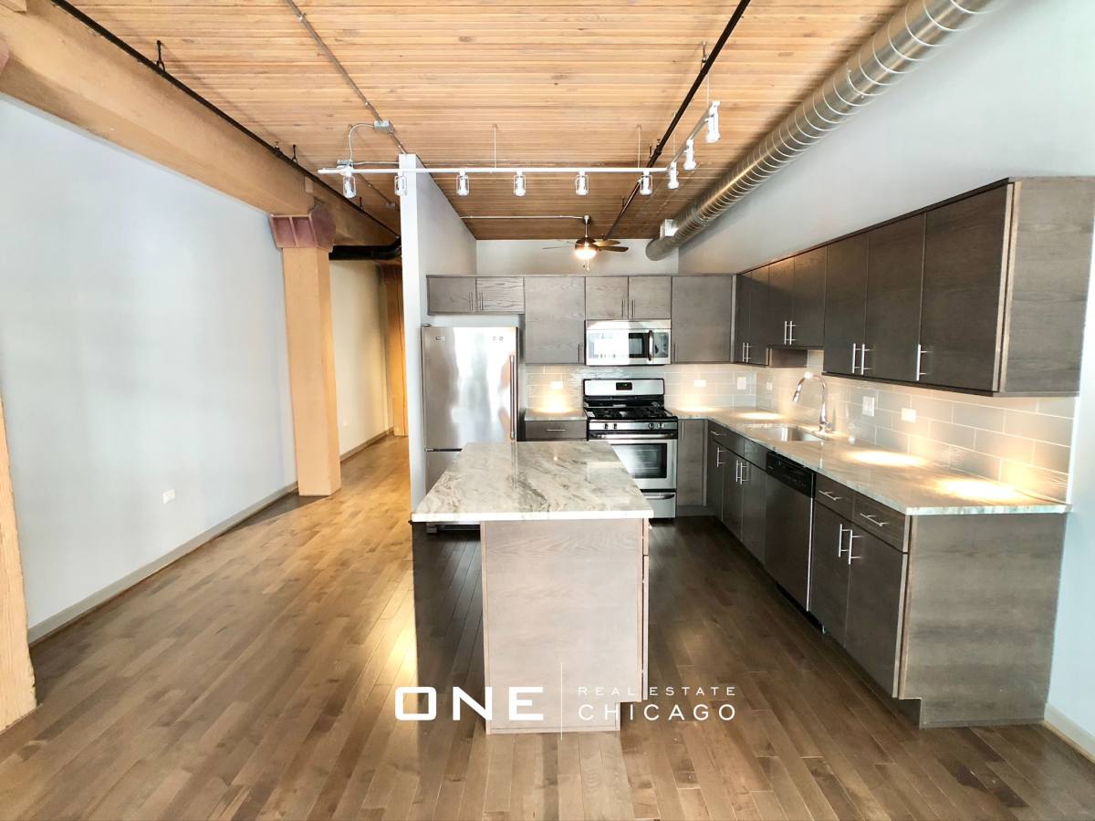 Apartment for rent at 433 E Illinois #1, Chicago, IL 60611