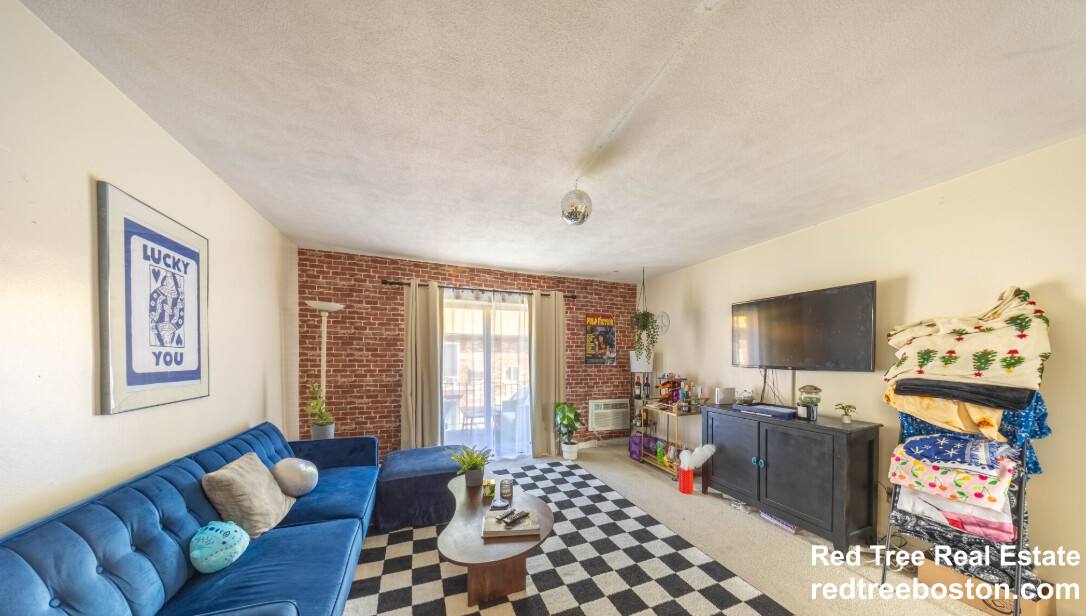 Apartment for rent at 31 Westgate Rd, Chestnut Hill, MA 02467