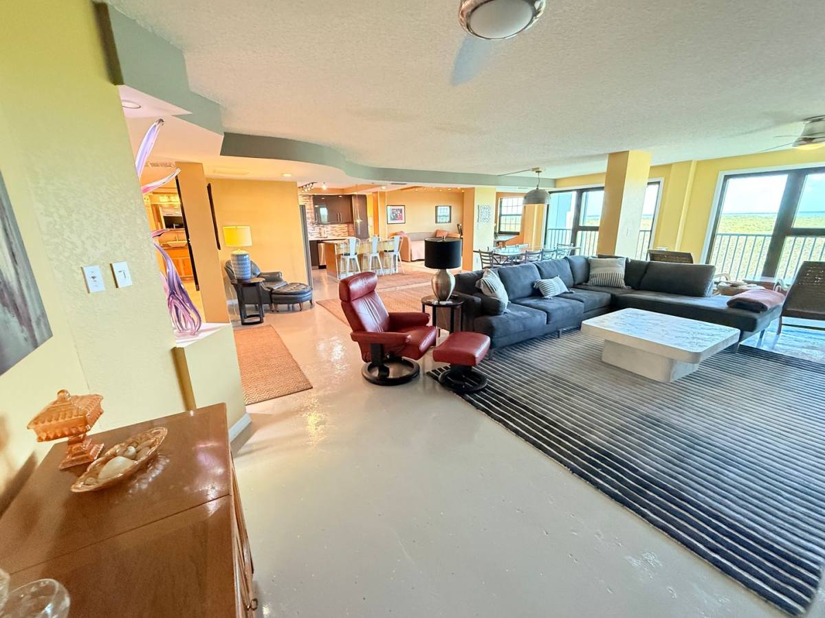 Apartment for rent at 14820 Rue De Bayonne #605, Clearwater, FL 33762
