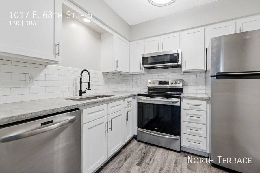 Apartment for rent at 1017 E 68th St #5, Kansas City, MO 64131