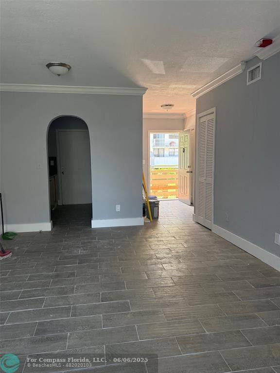 Apartment for rent at 941 NE 169th St #212, Miami, FL 33162